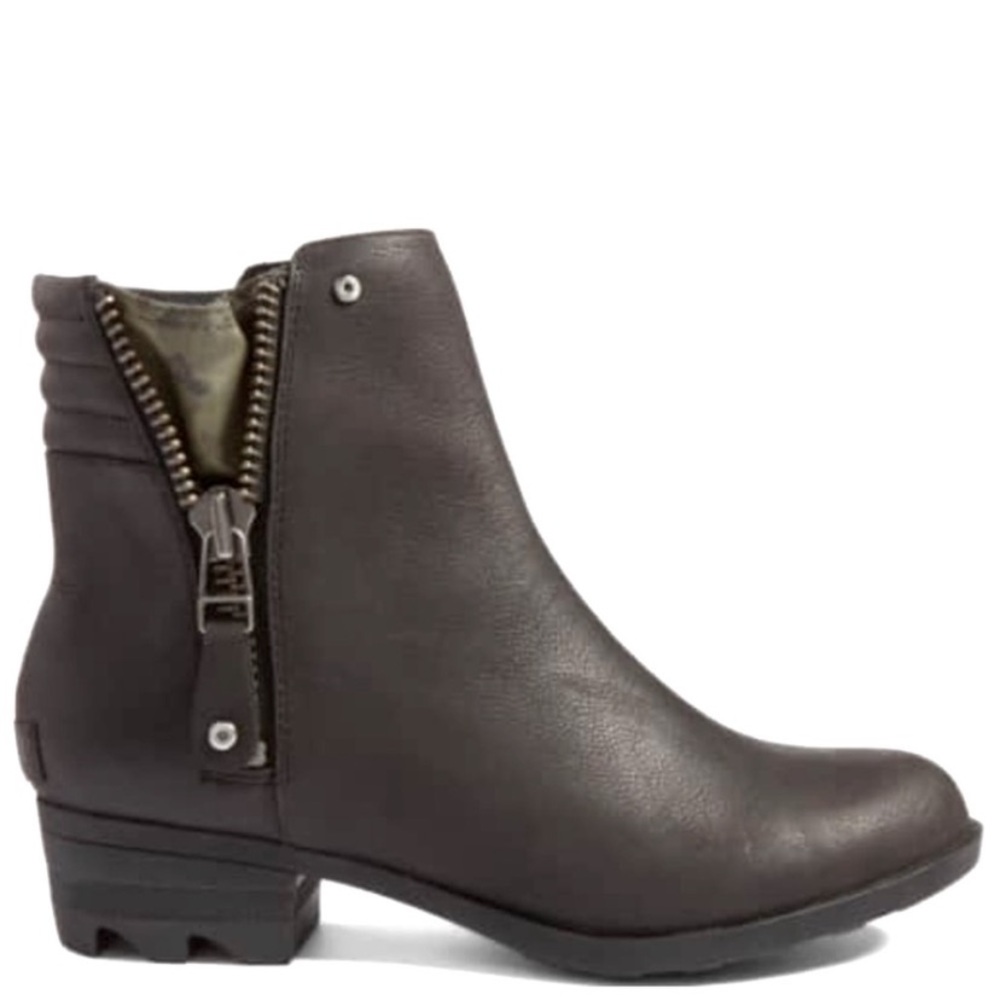 Sorel Danica Waterproof Black Ankle Boots Size 7
